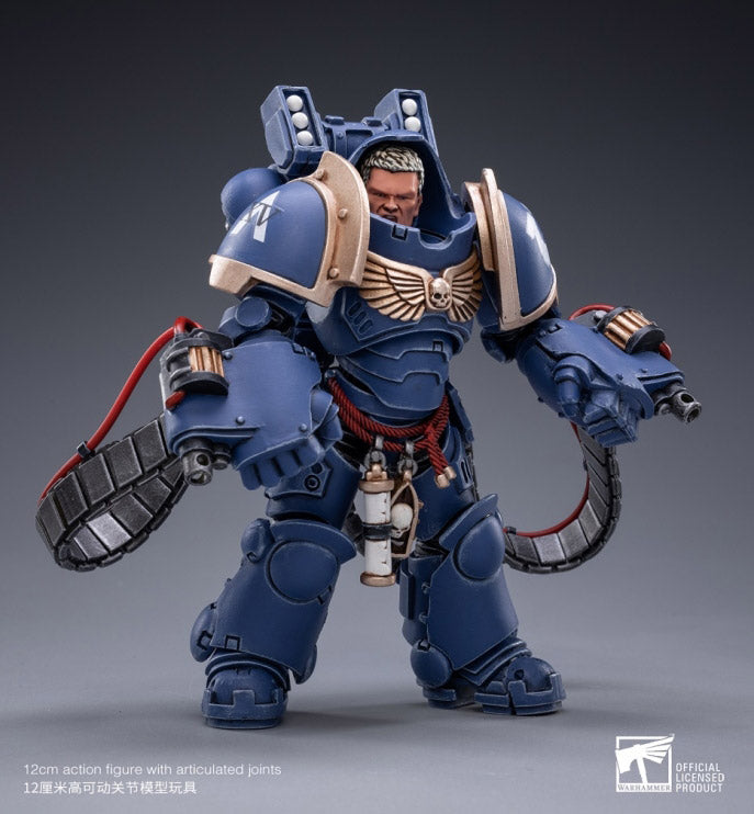 Warhammer 40K: Ultramarines Aggressors Ver. B